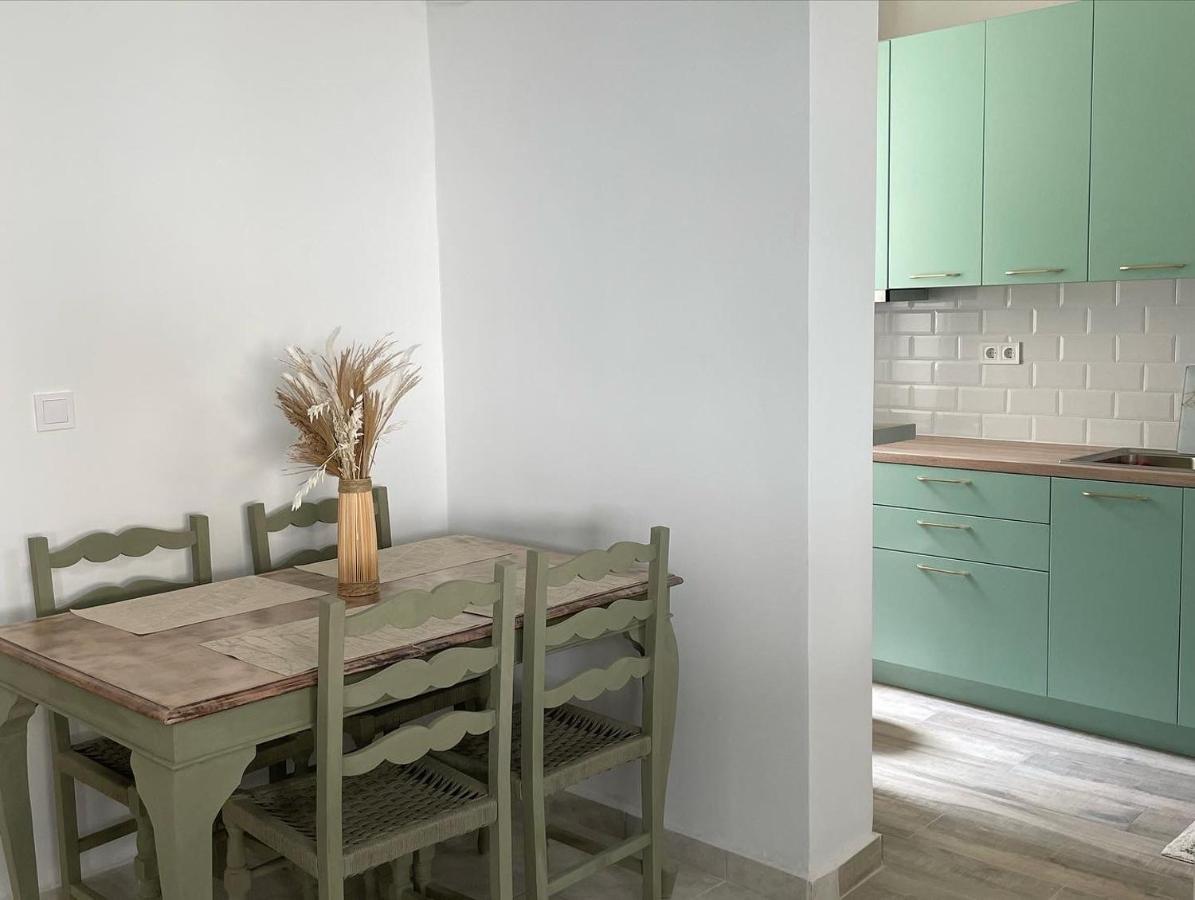 Piraiki Coastal Accommodation Pireu Exterior foto