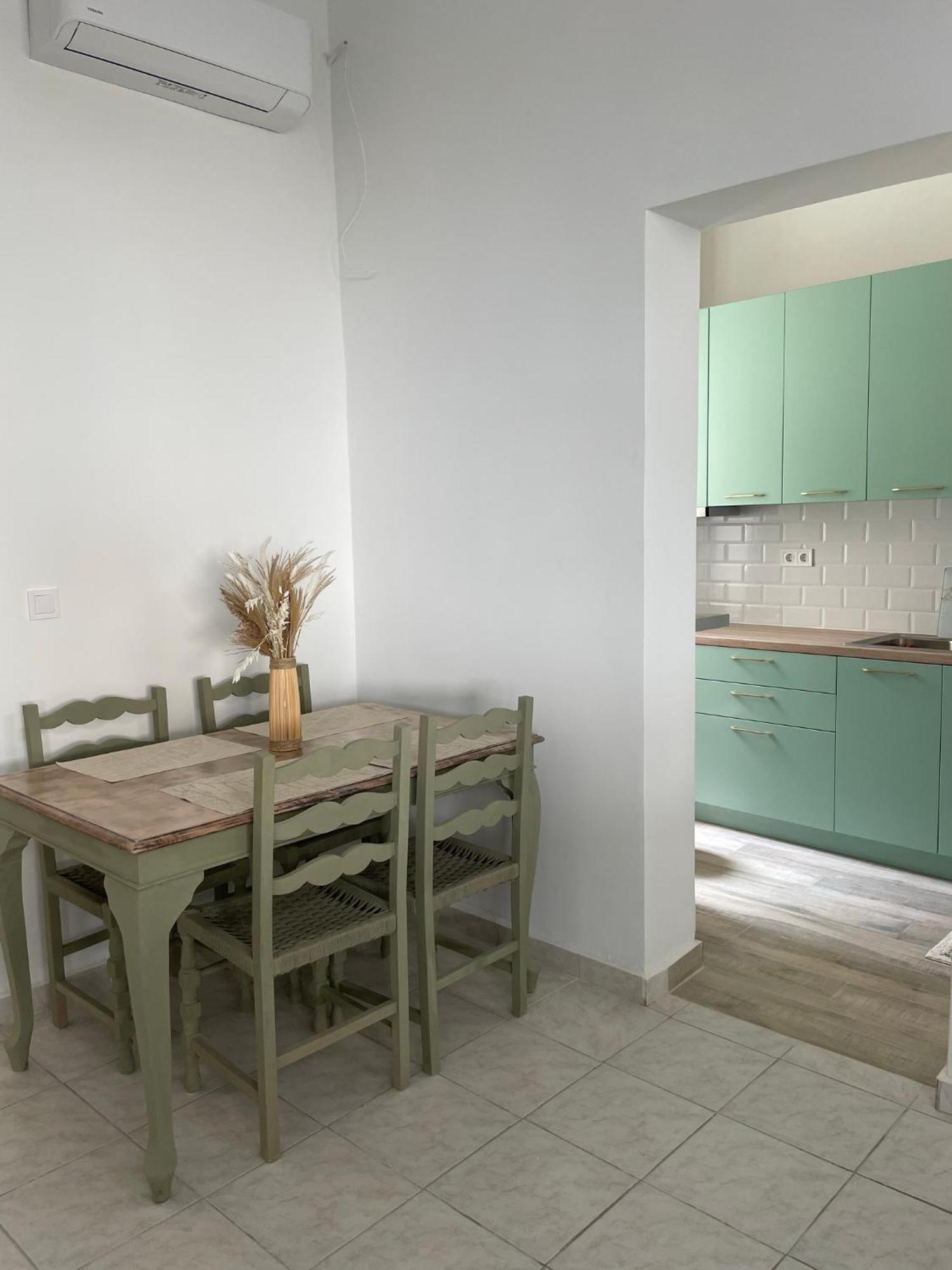 Piraiki Coastal Accommodation Pireu Exterior foto